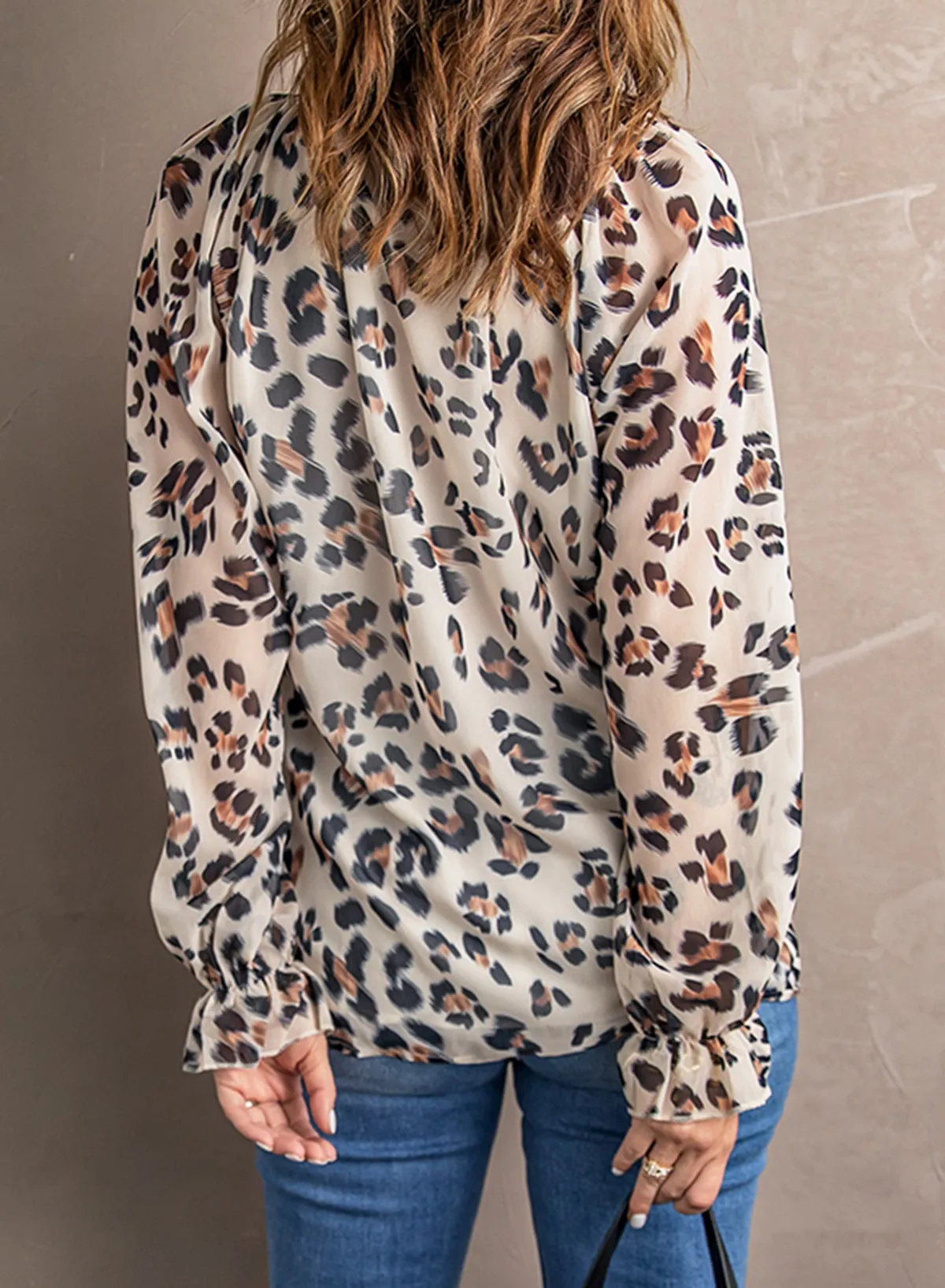 'Bernice' Leopard Button Down Ruched Flounce Sleeve Top