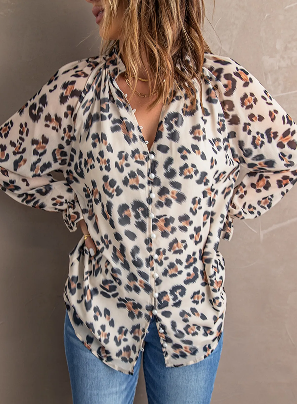 'Bernice' Leopard Button Down Ruched Flounce Sleeve Top