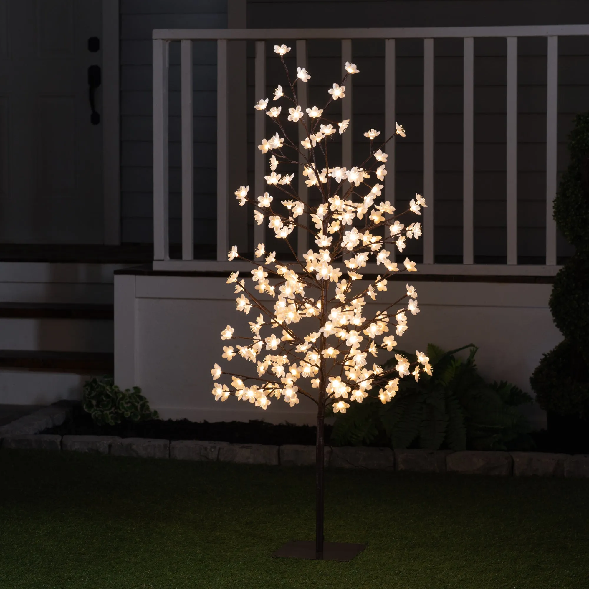 Floral Lights- Outdoor Cherry Blossom Tree Wm Wt 200 Led
